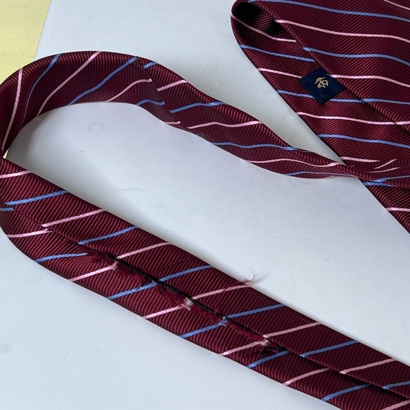 Brooks Brothers Stain Resistant Elegant Striped Tie in Burgundy and Blue - Picture 9 of 10